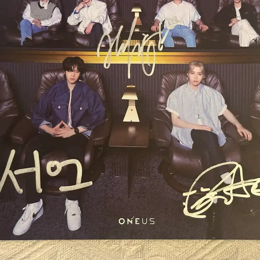 원어스 ONE US 친필 싸인앨범