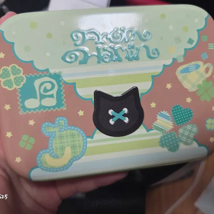 플레이브 하민 쿠키 틴케이스<쿠키 없어요>