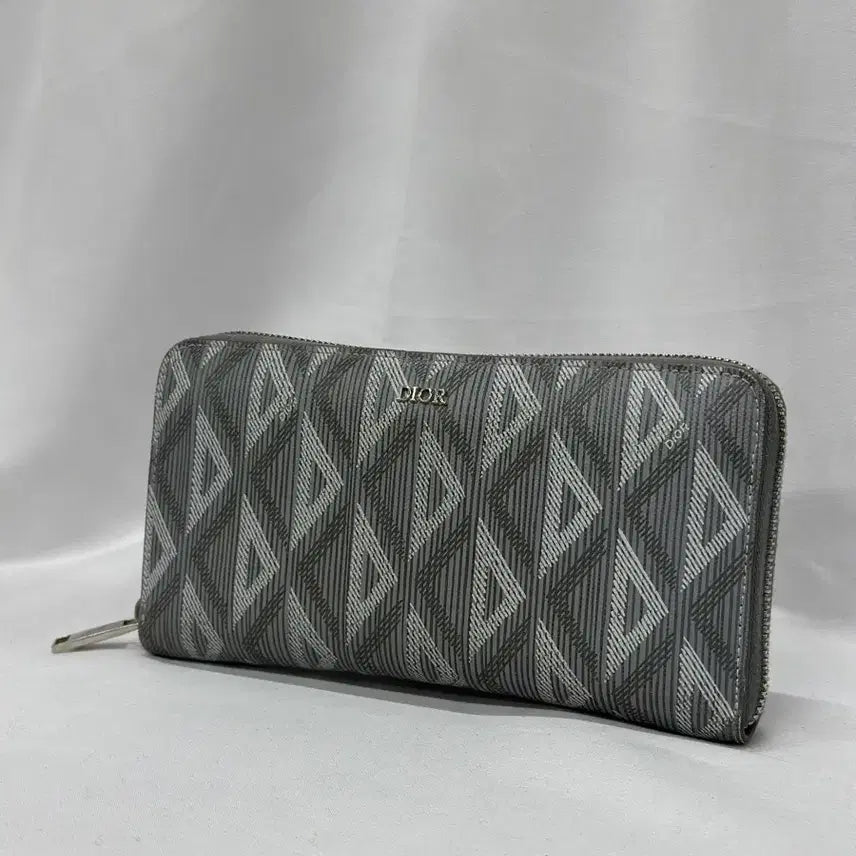 [BUNJANG] Dior CD Diamond Zip Wallet Gray / 디올 CD다이아몬드 지퍼돌이지갑 그레이