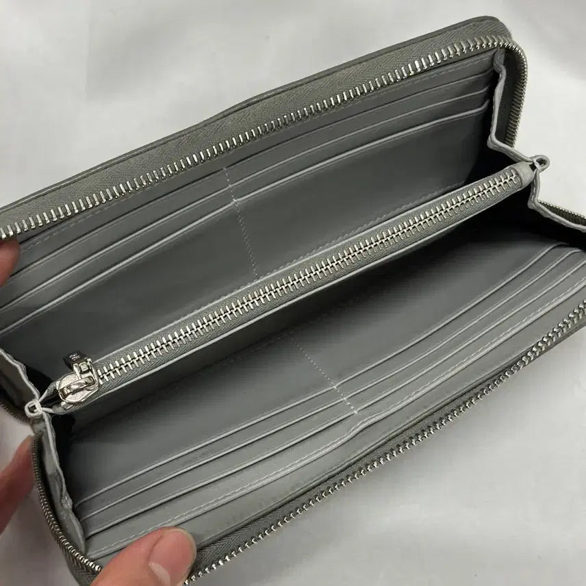 [BUNJANG] Dior CD Diamond Zip Wallet Gray / 디올 CD다이아몬드 지퍼돌이지갑 그레이