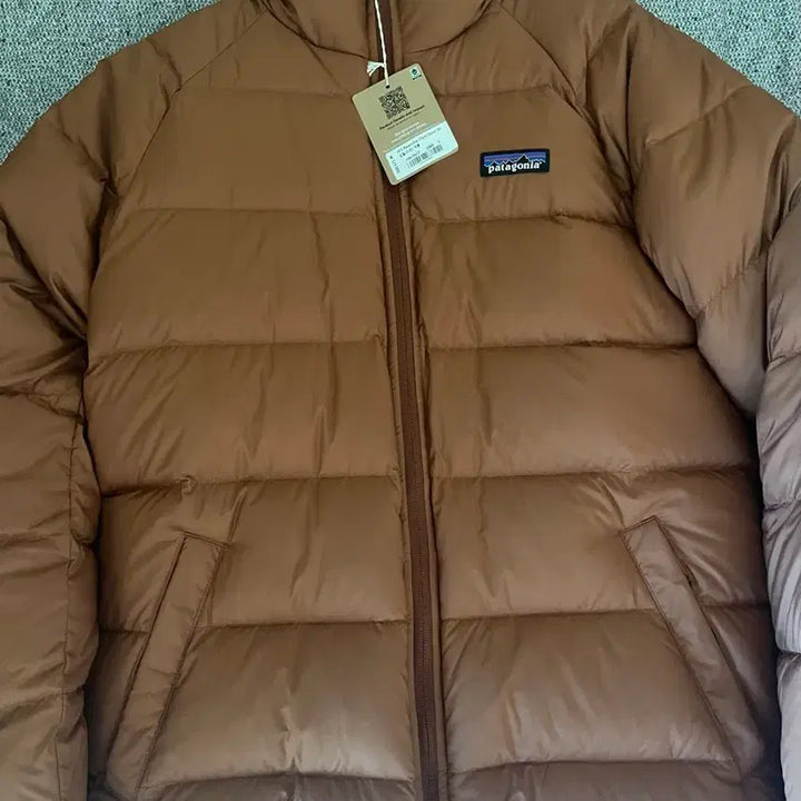 [BUNJANG] Patagonia Reversible Silent Down Jacket / [백화점정품] 파타고니아 리버시블 사일런트 다운 자켓 새상품