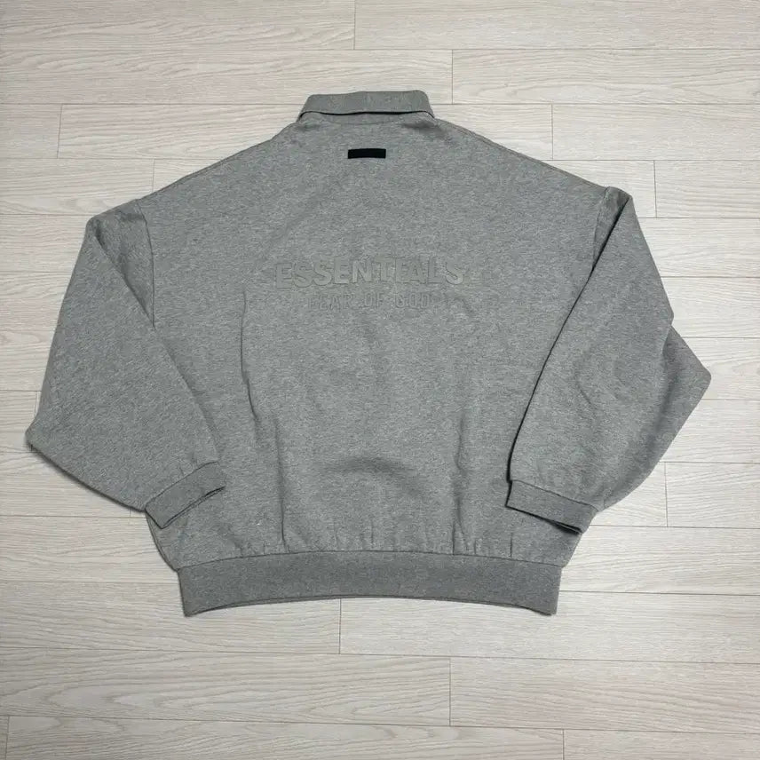 [BUNJANG] Essential PK Sweatshirt XL / 택배 X 대구) 에센셜 Essential PK 맨투맨 XL