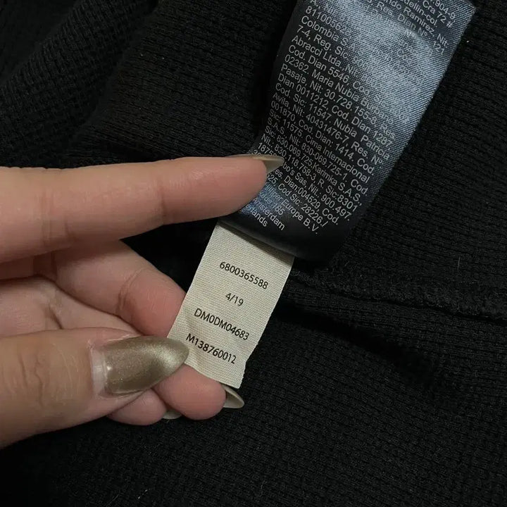 [BUNJANG] Tommy Hilfiger Black Waffle Henley Long Sleeve Shirt (XL) / [정품] 타미 블랙 와플 헨리넥 긴팔티 [ XL ]