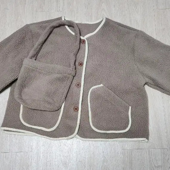 [BUNJANG] Brown Fuzzy Long Sleeve Cardigan / 뽀글이 털 긴팔 가디건 브라운