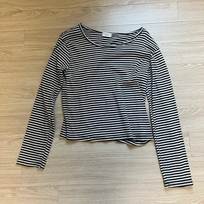 [BUNJANG] Striped T-Shirt / 스트라이프 티셔츠