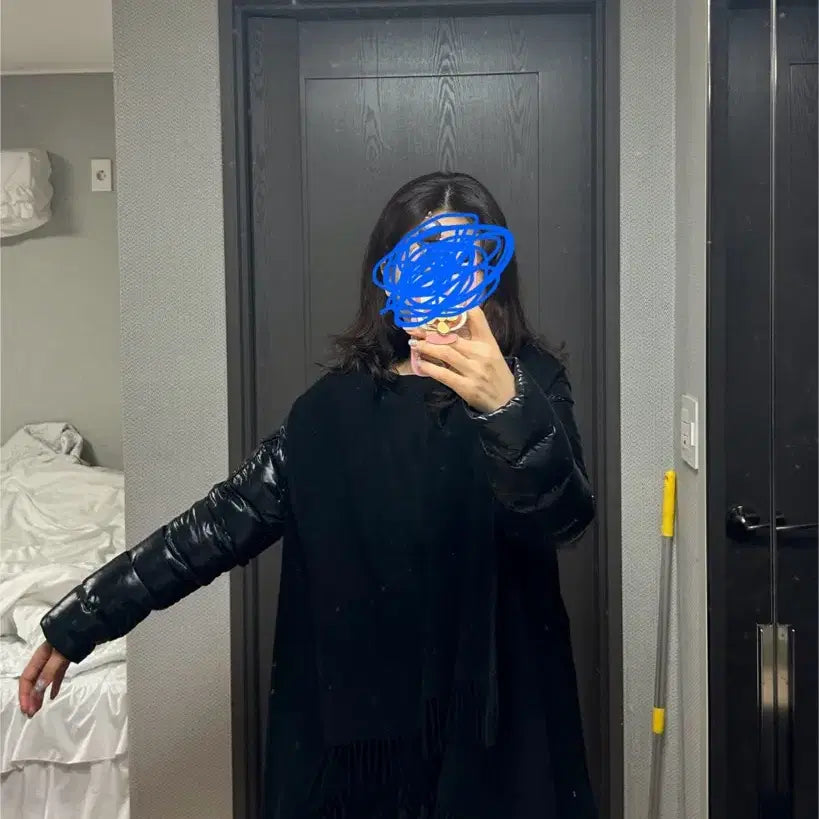 [BUNJANG] Moncler Mantella M Cape Style Padded Jacket / 몽클레어 만텔라 M (숄 패딩)