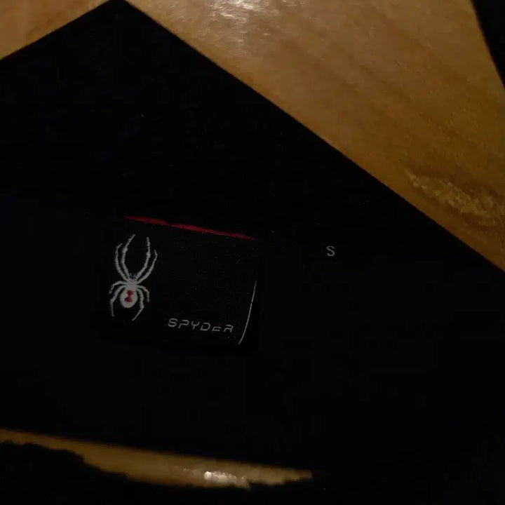 [BUNJANG] Spider Fleece Puff Jumper Women's Size S / 스파이더 플리스 뽀글이 점퍼 여자S