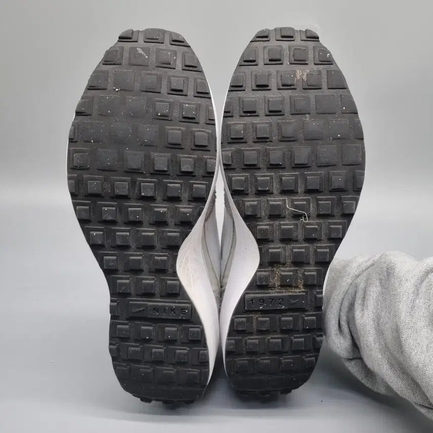 [BUNJANG] Nike Waffle Debut Men's Sneakers / 나이키 와플데뷰 남성운동화270