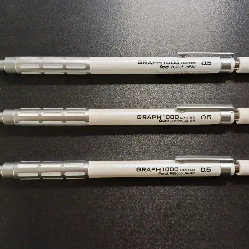 [BUNJANG] Pentel Graph 1000 Limited 8 Pearl White Mechanical Pencil / 펜텔 그래프1000 리미티드8 펄화이트