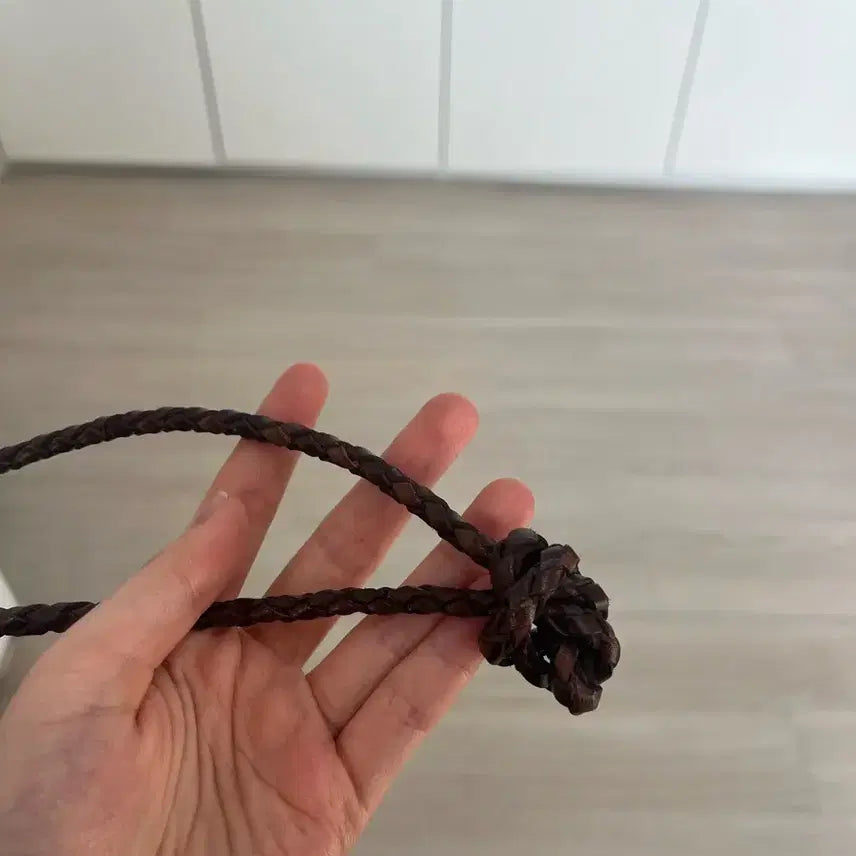 [BUNJANG] Dragon Diffusion Pom Pom Dark Brown Handbag / 드래곤디퓨전 폼폼 다크브라운