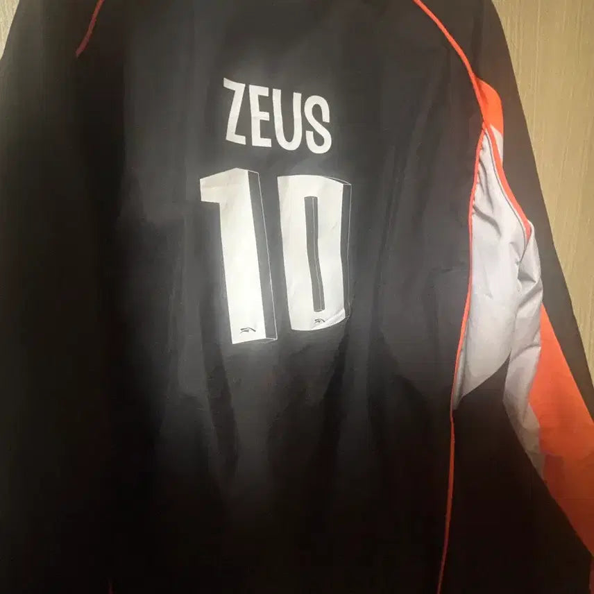 [BUNJANG] HLE Zeus Choi Woo-je 95 Size Spring Uniform Jacket / 25 HLE 한화생명 제우스 최우제 95 사이즈 스프링 유니폼 자켓 양도