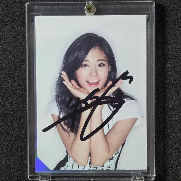 트와이스 쯔위 친필 싸인 포토카드