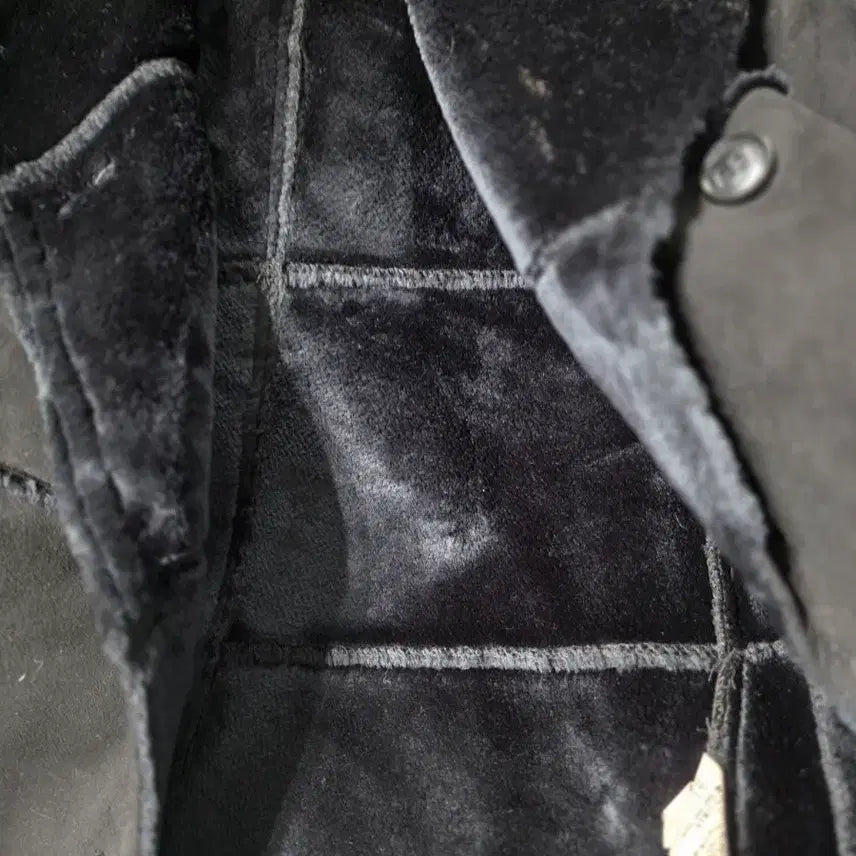 [BUNJANG] U2 Basic Black Mouton Coat / U2 BASIC 블랙 무스탕 코트