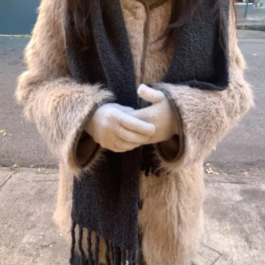 [BUNJANG] Anderson Beige Faux Fur Jacket / 언더슨 파이핑 퍼자켓 - 베이지 (정가20만원대)