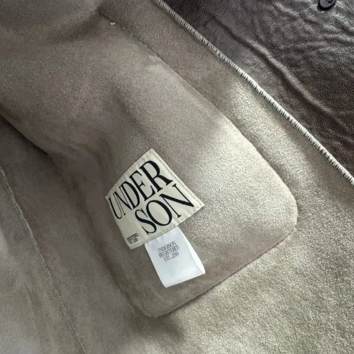 [BUNJANG] Anderson Beige Faux Fur Jacket / 언더슨 파이핑 퍼자켓 - 베이지 (정가20만원대)