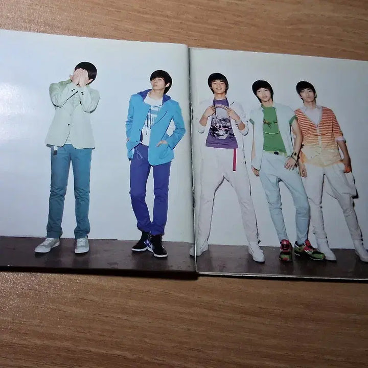 샤이니 1st 데뷔 싸인앨범  누난 너무 예뻐 싸인앨범