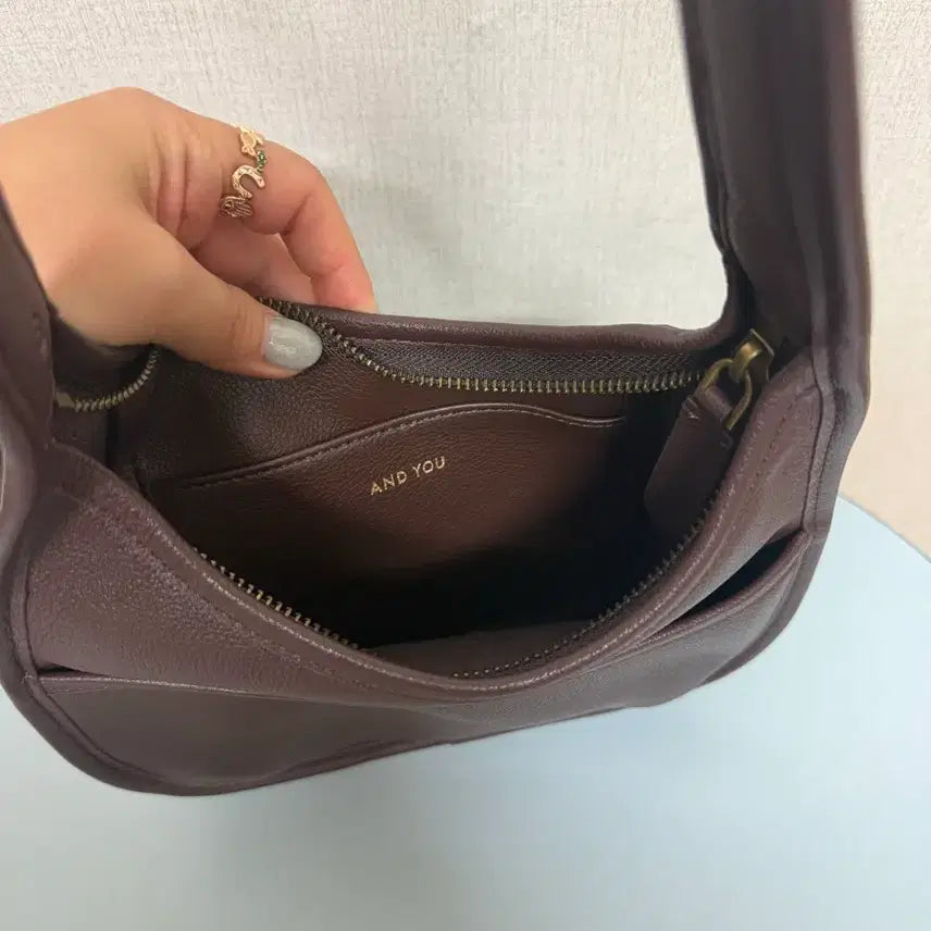 [BUNJANG] N&U Shoulder Bag / 앤유 숄더백