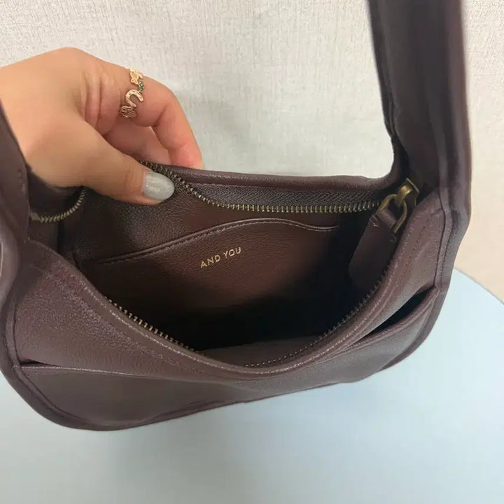 [BUNJANG] N&U Shoulder Bag / 앤유 숄더백