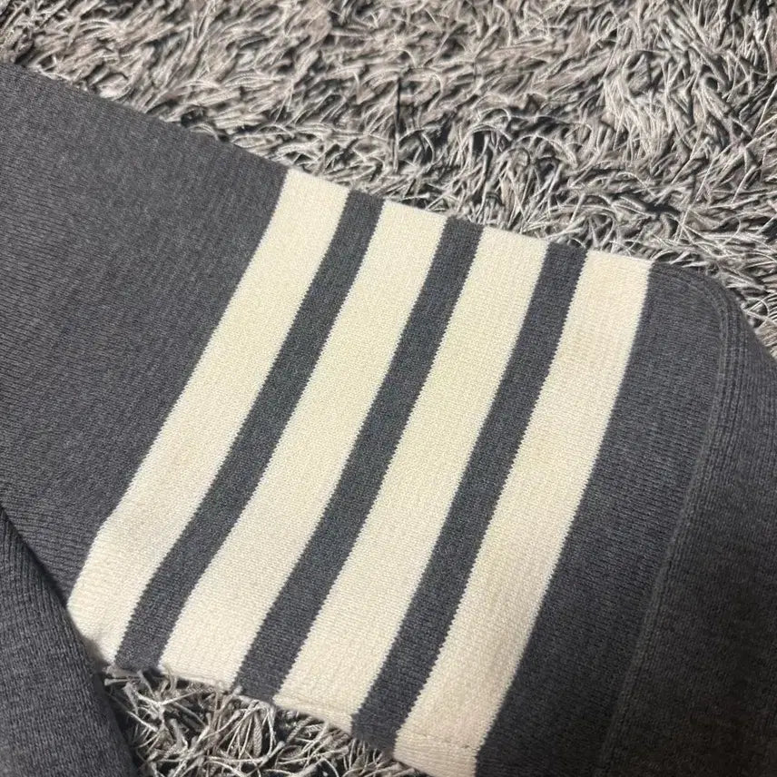 [SOLD OUT] 톰브라운 밀라노 스티치 가디건 그레이 2size