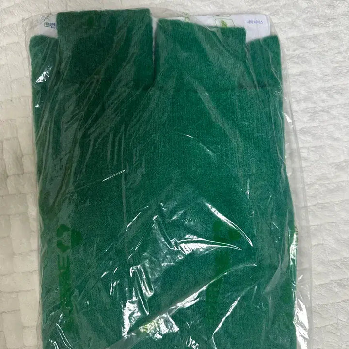 [SOLD OUT] 파티수 알파카 폴라 니트 그린컬러