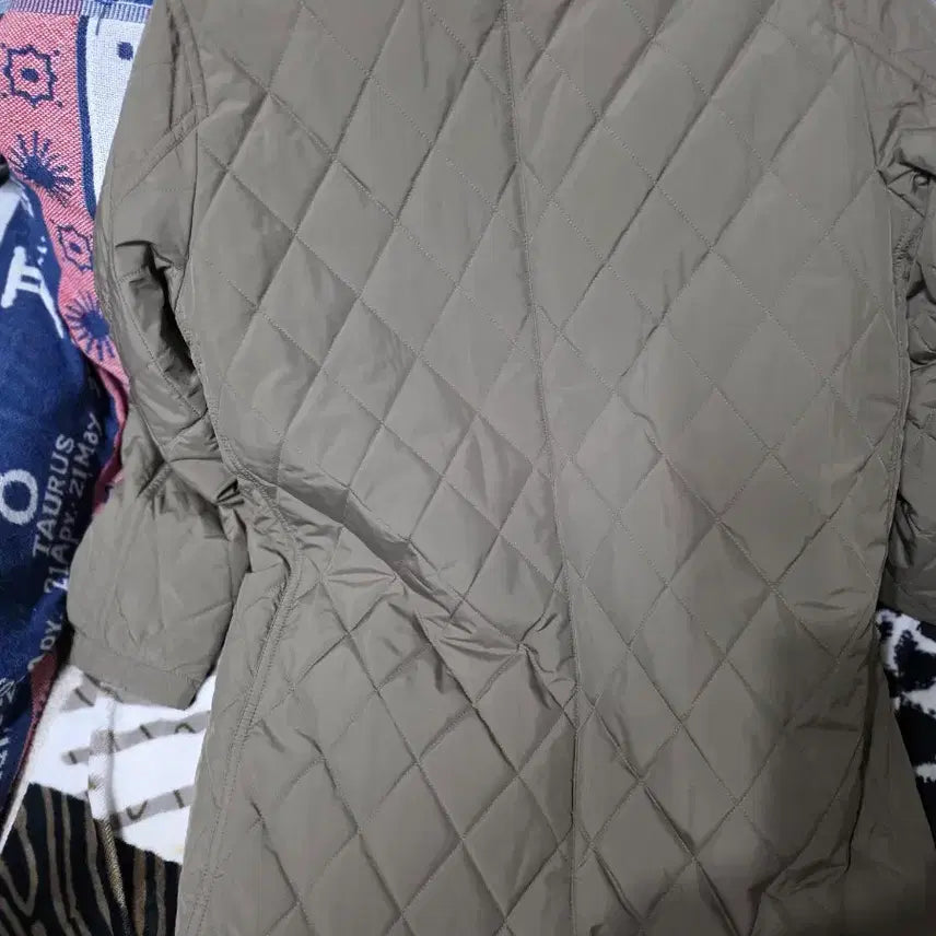 [BUNJANG] Khaki Reversible Quilted Check Coat / 카키색 퀼팅 체크 리버시블코트