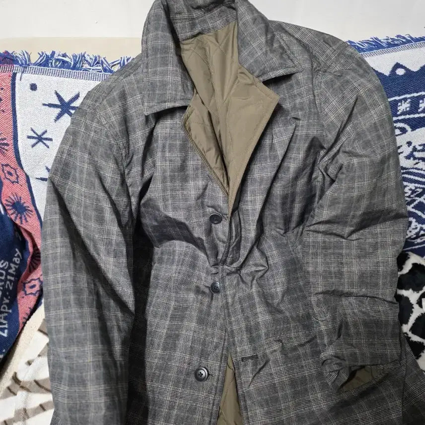 [BUNJANG] Khaki Reversible Quilted Check Coat / 카키색 퀼팅 체크 리버시블코트