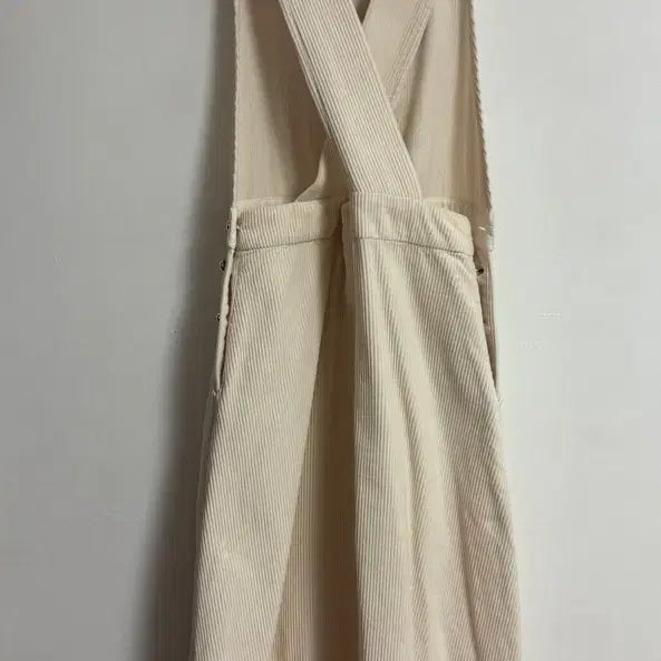 [BUNJANG] Zara Ivory Corduroy Overall Skirt S / 자라 아이보리 코듀로이 멜빵 스커트 S