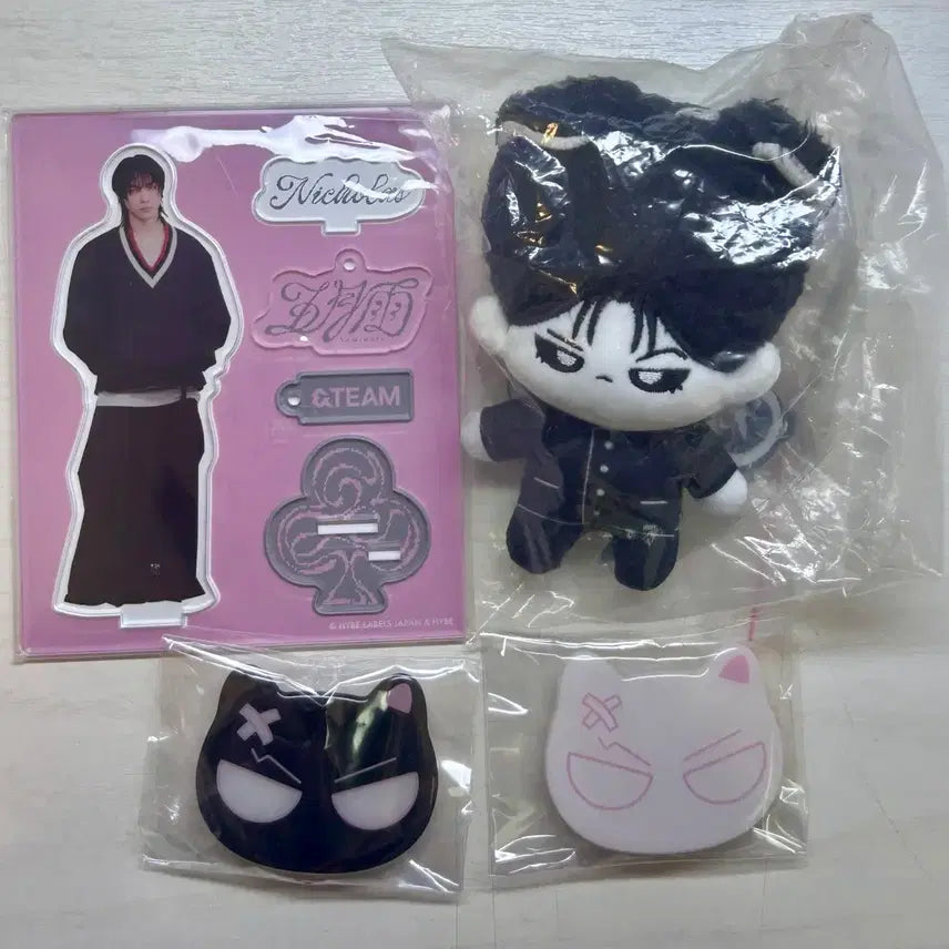 앤팀 포카 응원봉 아크릴 니코쿵 이치고냥 그립톡 양도