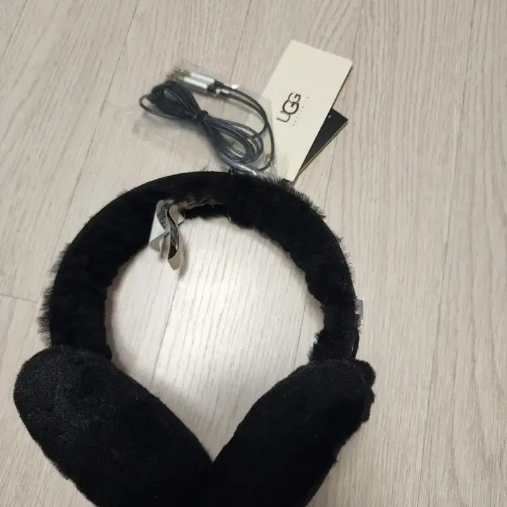 [BUNJANG] UGG Earmuffs / 새상품 정품 어그 귀마개