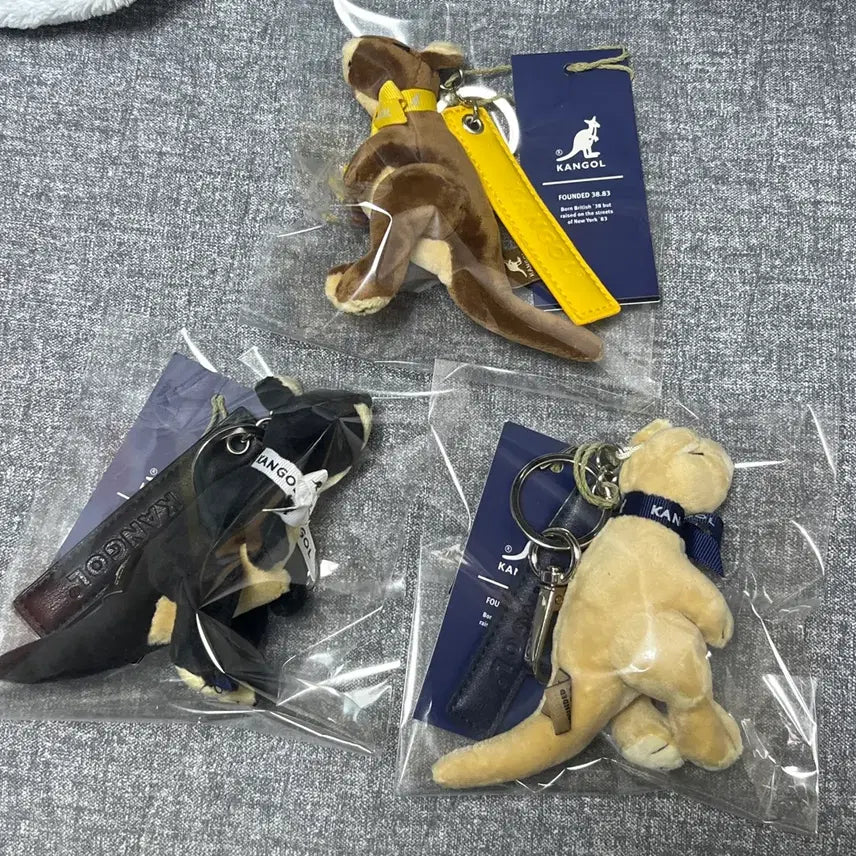 [BUNJANG] Kangol Kangaroo Keyring - Black, Brown, Beige / 캉골 가죽 스웨이드 캥거루 키링 블랙 브라운 베이지 새상품
