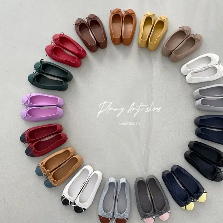 [BUNJANG] Frost J Flat 235 (White Black Combo) / 프로스트제이 플랫 235 (화이트블랙 combo)