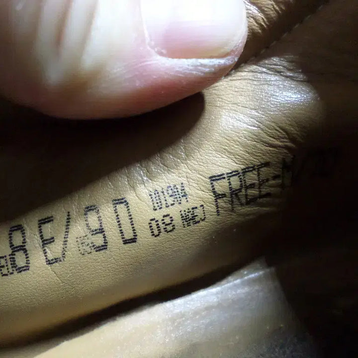 [BUNJANG] Bally Black Sneakers / 후루룩구제 270-275 발리 삼선 블랙 스니커즈 구두 로퍼 중고 신발