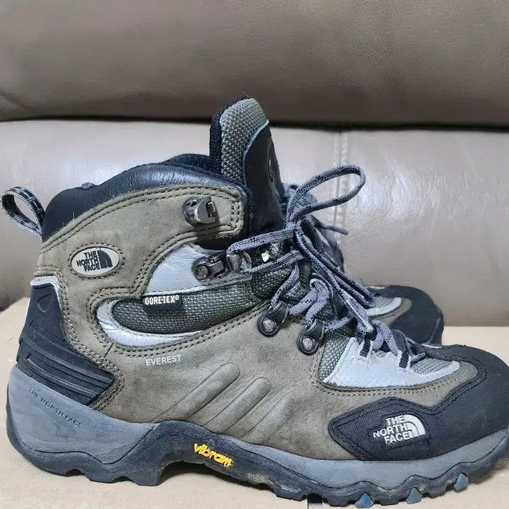 [BUNJANG] Hiking Boots 275 / 노스페이스 등산화275