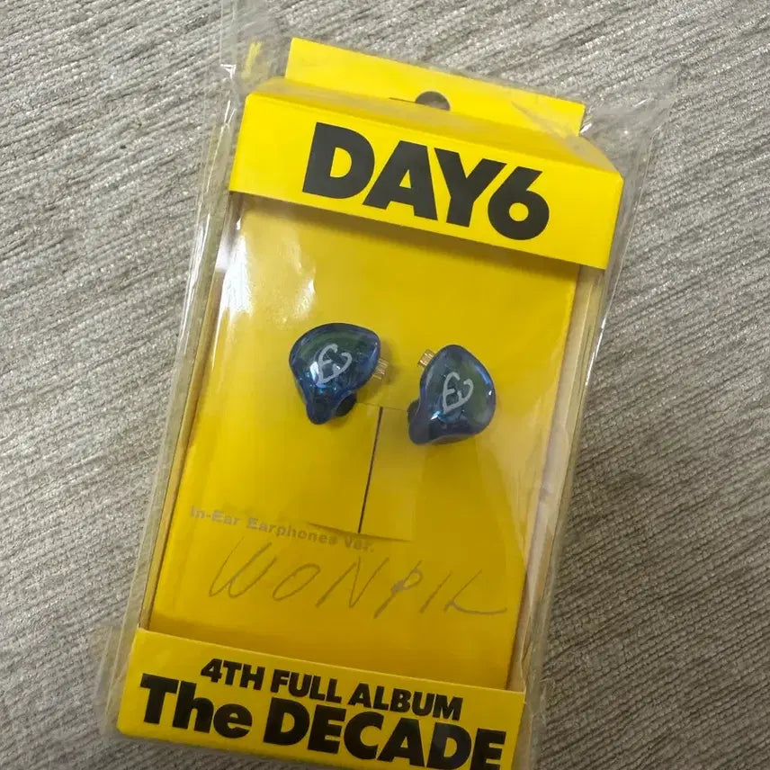 데이식스 인이어반 원필 새상품