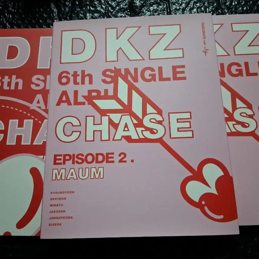 동키즈 DKZ Chase 6th 싸인앨범&미개봉앨범 2일괄