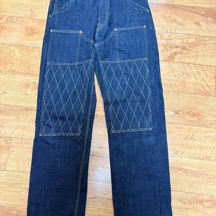 [BUNJANG] Photocard / [32]트로피클로딩 1606 더블니 스탠다드 더트 데님