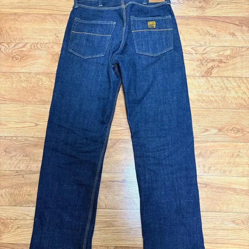 [BUNJANG] Photocard / [32]트로피클로딩 1606 더블니 스탠다드 더트 데님