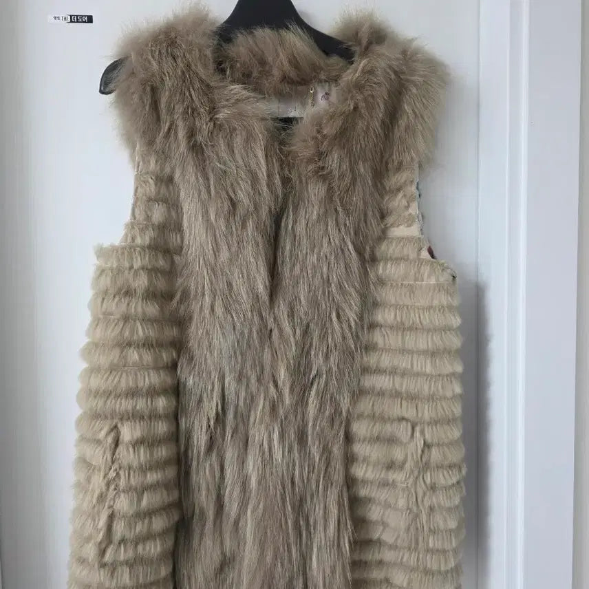 [BUNJANG] Gray Fox Rabbit Anacapri Fur Vest / 그레이 폭스 래빗 퍼베스트 아나카프리  털조끼 여우 토끼