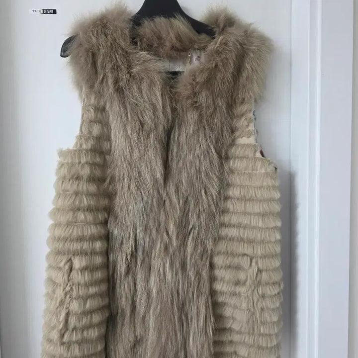 [BUNJANG] Gray Fox Rabbit Anacapri Fur Vest / 그레이 폭스 래빗 퍼베스트 아나카프리  털조끼 여우 토끼