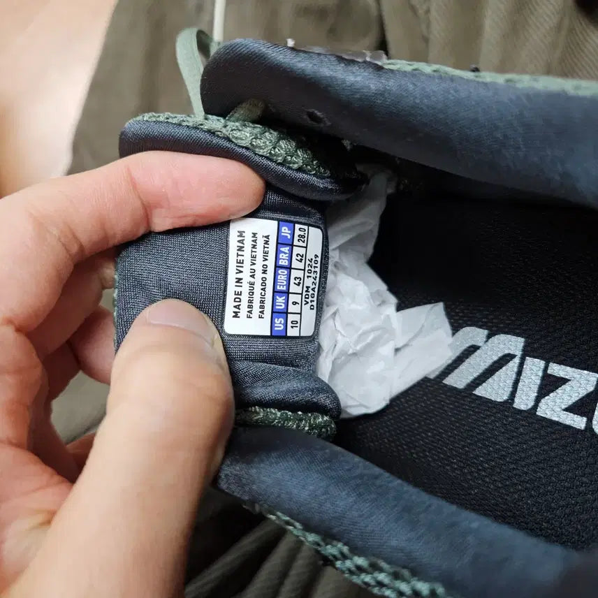 [BUNJANG] Mizuno Wave Rider 10 Sneakers / 미즈노 웨이브 라이더 10