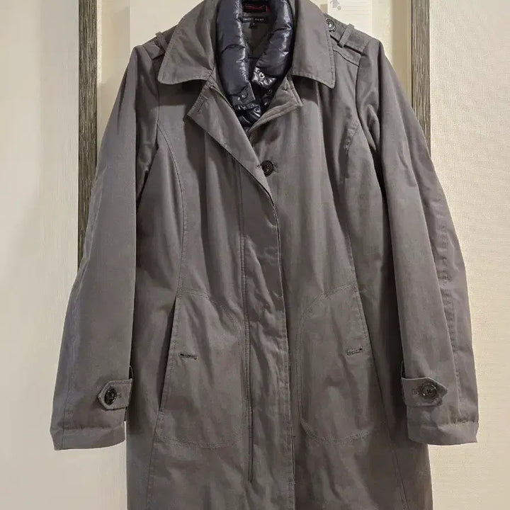 [BUNJANG] Tommy Hilfiger Charcoal Padded Trench Coat / 타미힐피거 차콜 패딩 트렌치 코트