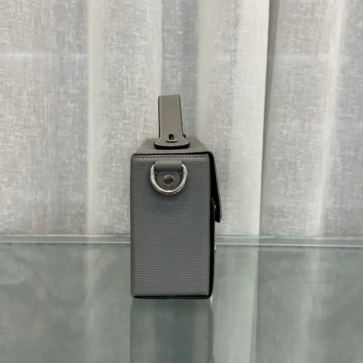 [BUNJANG] Fendi Baguette Crossbody Bag / 펜디 바게트 크로스백