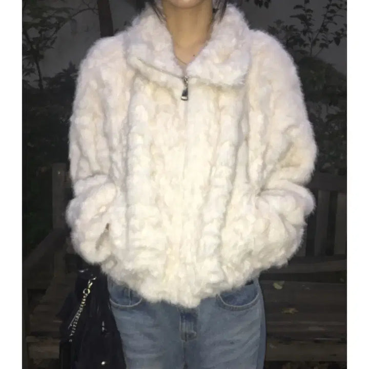 [BUNJANG] is is Puppy Fur Ivory Crop Jacket / 이즈이즈 퍼피 퍼 점퍼 아이보리 크롭 자켓