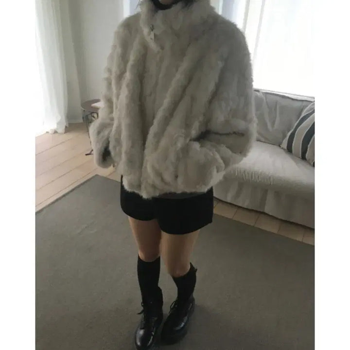 [BUNJANG] is is Puppy Fur Ivory Crop Jacket / 이즈이즈 퍼피 퍼 점퍼 아이보리 크롭 자켓