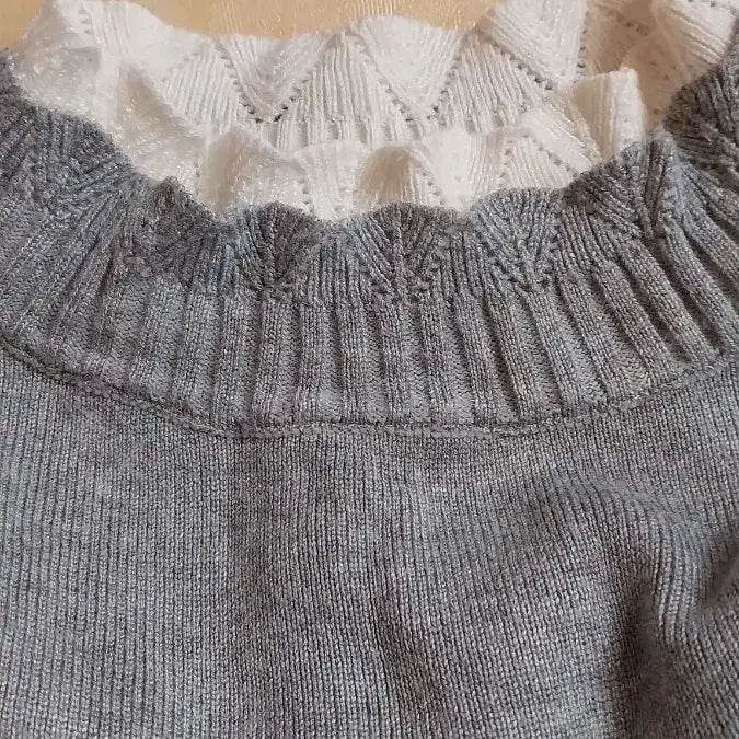 [BUNJANG] Heart Pattern Gray Knit Sweater / 하트 패턴 그레이 니트