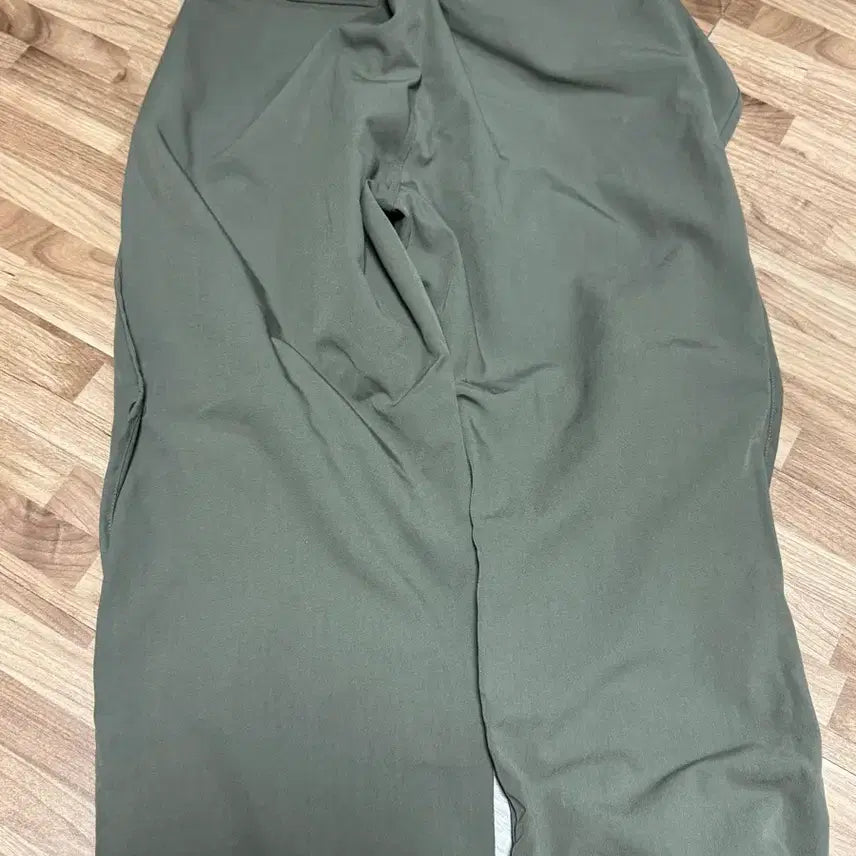 [BUNJANG] Sansan Gear Wave Pants Mud Khaki 22FW Size 2 / 산산기어 웨이브 팬츠 머드 카키 22FW 2사이즈