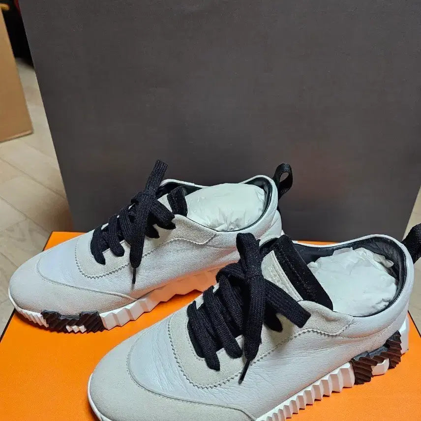 [BUNJANG] Hermes Blanc Sneakers / 에르메스 바운싱 스니커즈36.5(235)블랑