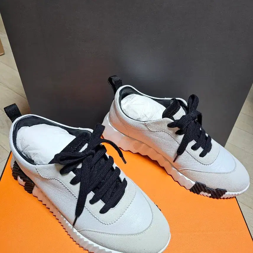 [BUNJANG] Hermes Blanc Sneakers / 에르메스 바운싱 스니커즈36.5(235)블랑