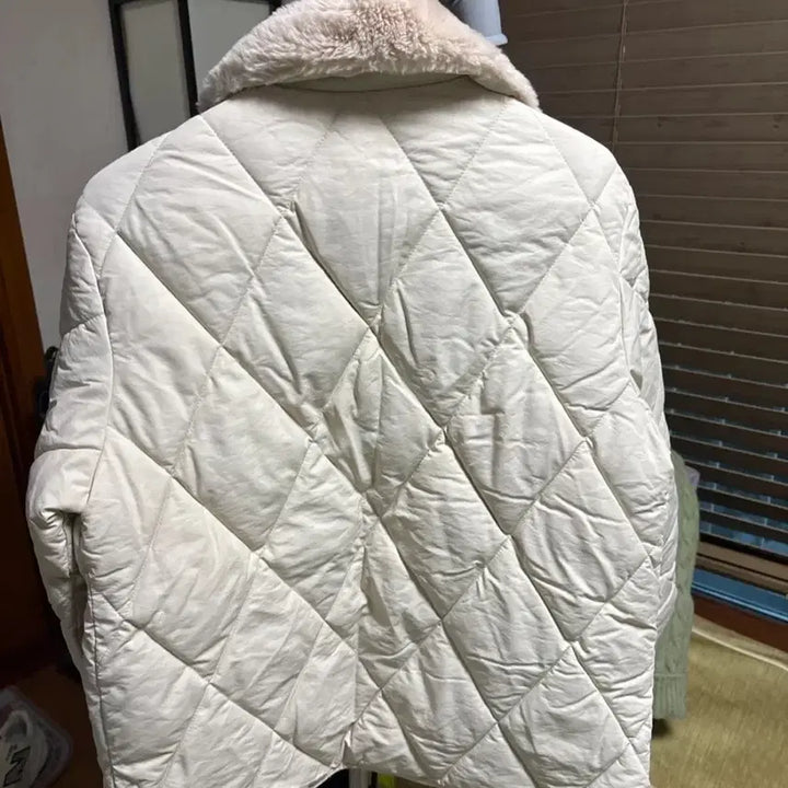 [BUNJANG] Quilted Lightweight Padded Jacket / 퀄팅 경량패딩