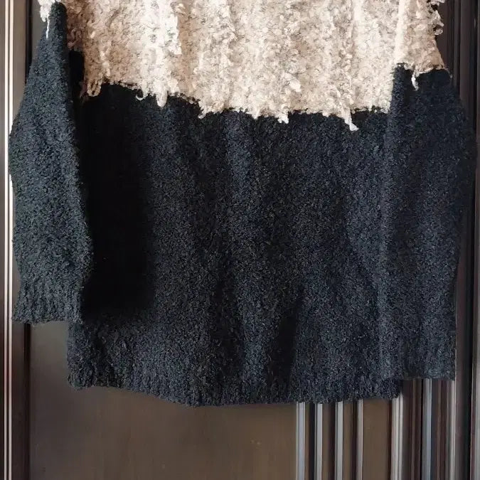 [BUNJANG] Color Block Knit Sweater / 배색 털실 니트 스웨터